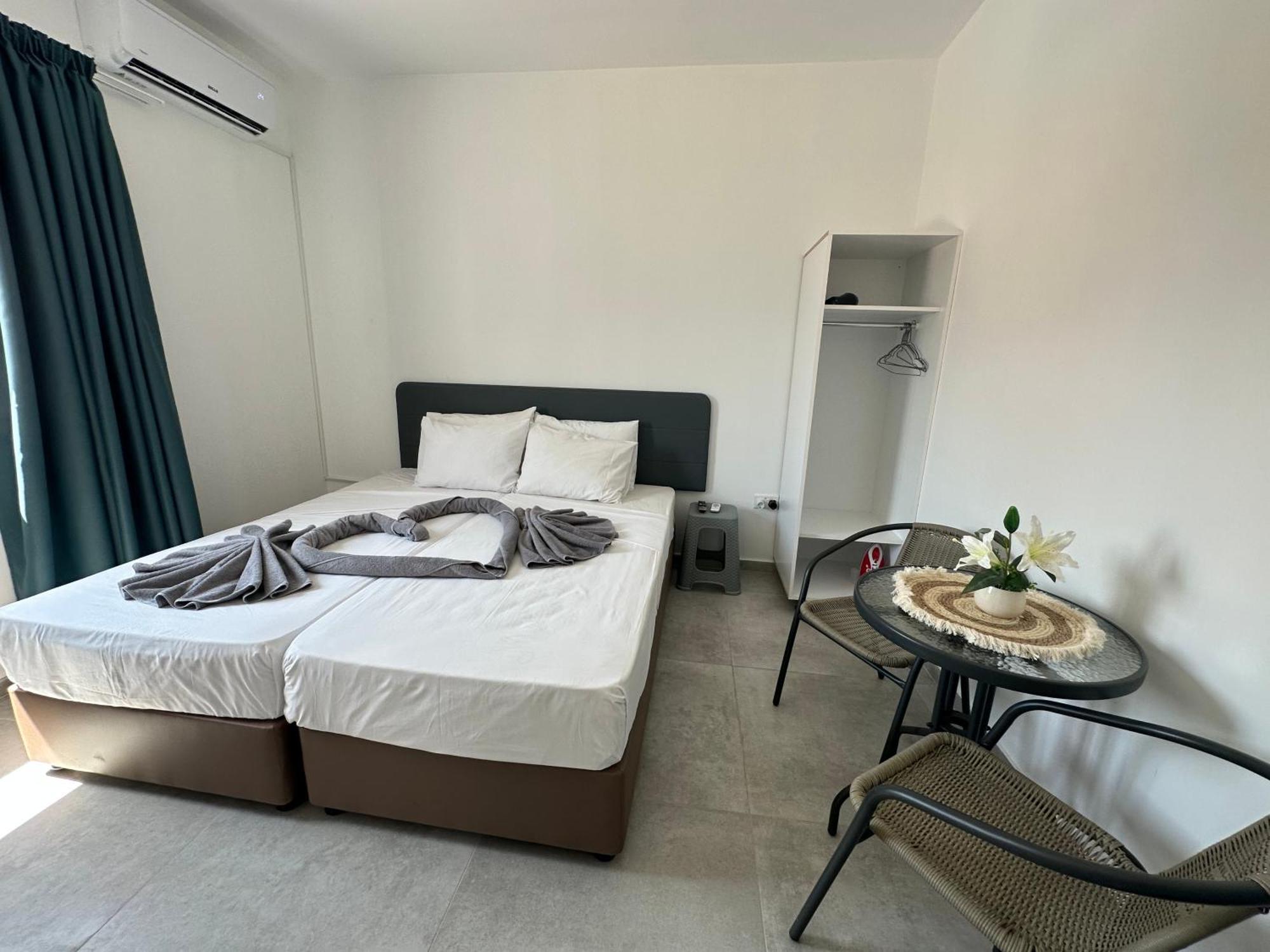 Sun Plaza Suites - Adults Only Ayia Napa Bagian luar foto
