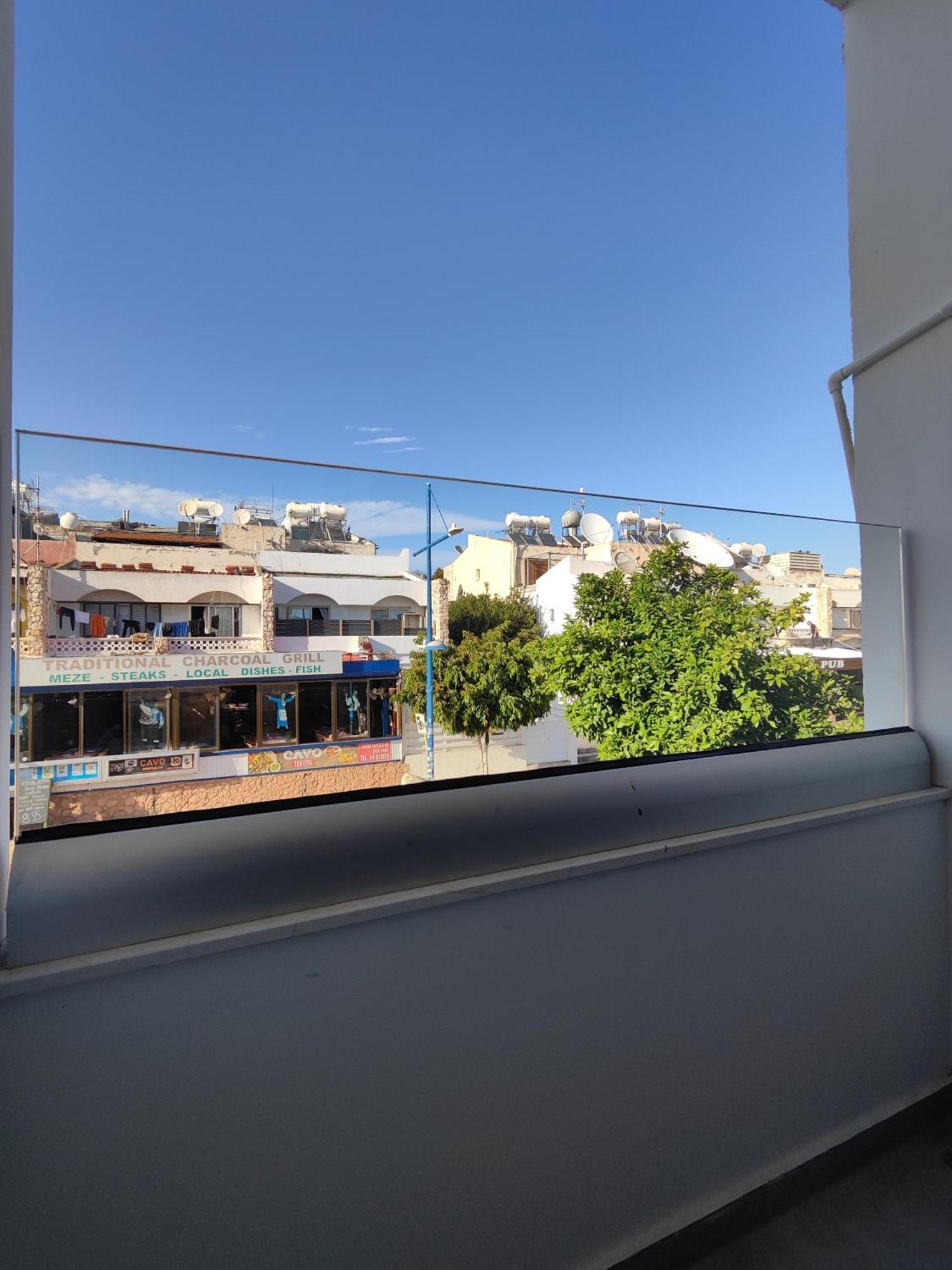Sun Plaza Suites - Adults Only Ayia Napa Bagian luar foto