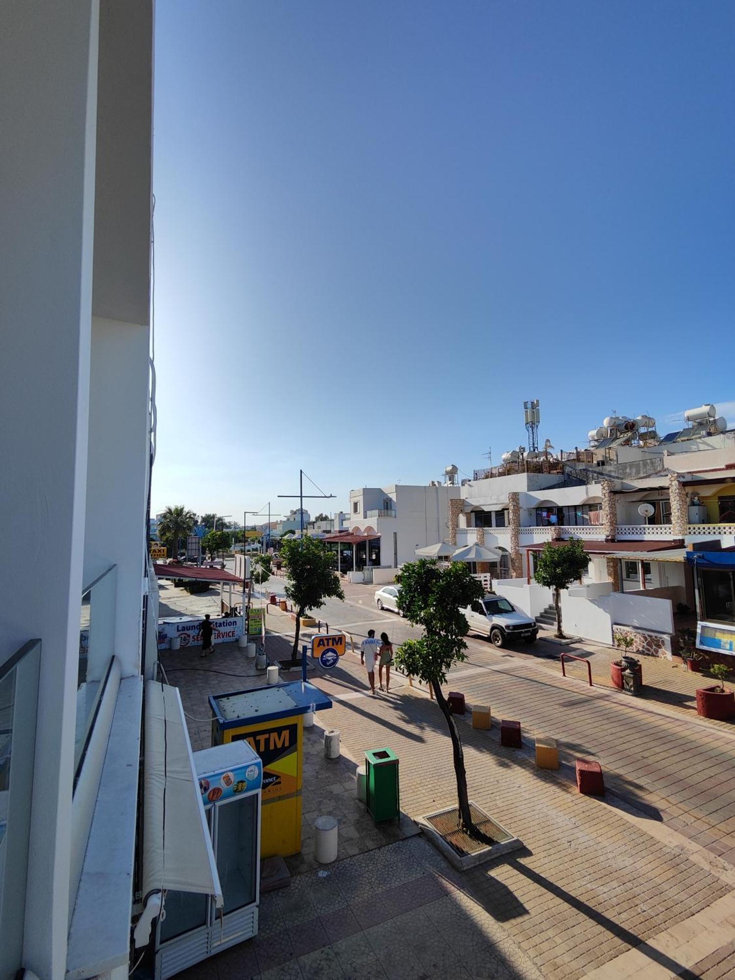 Sun Plaza Suites - Adults Only Ayia Napa Bagian luar foto