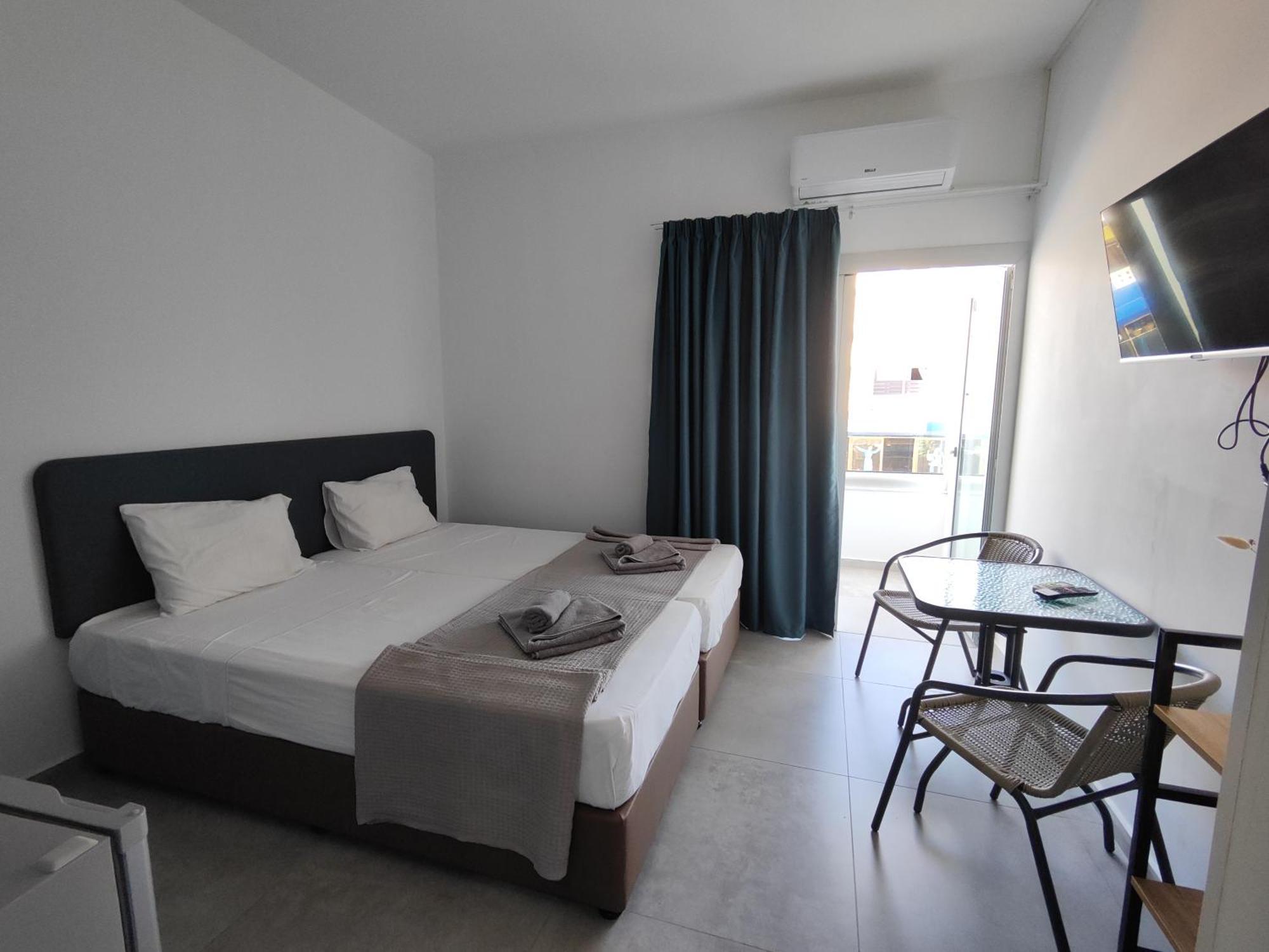 Sun Plaza Suites - Adults Only Ayia Napa Bagian luar foto