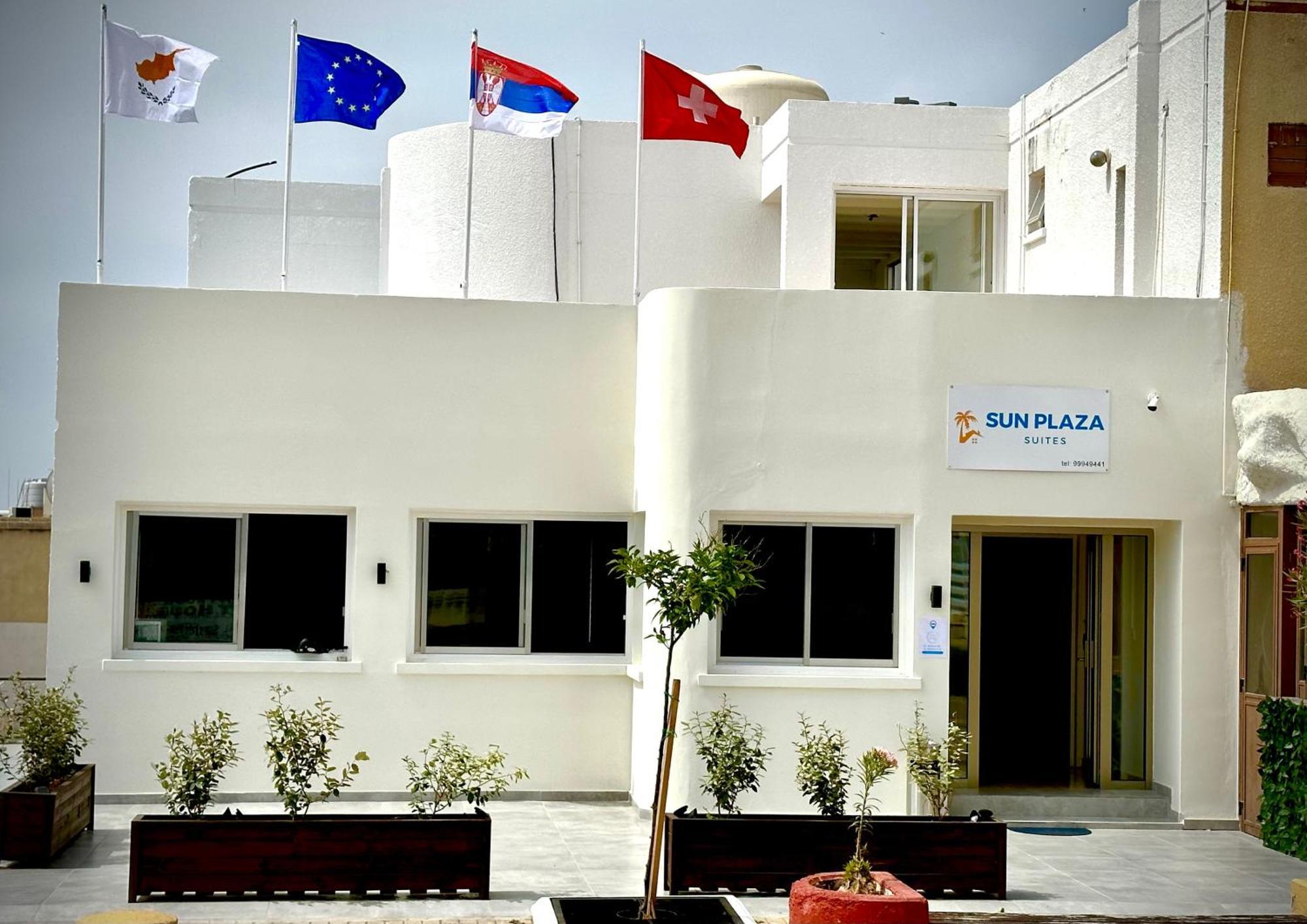 Sun Plaza Suites - Adults Only Ayia Napa Bagian luar foto