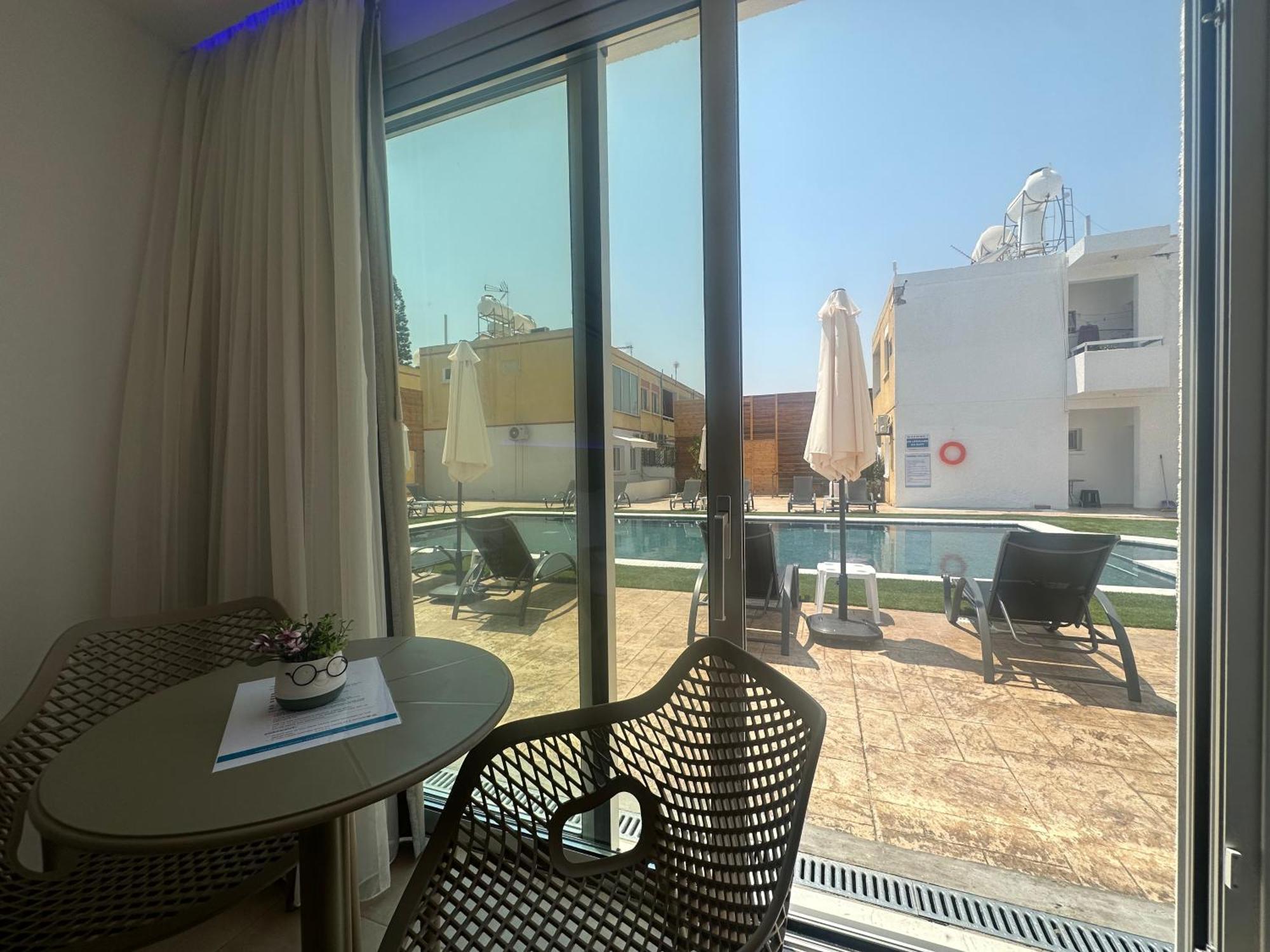 Sun Plaza Suites - Adults Only Ayia Napa Bagian luar foto