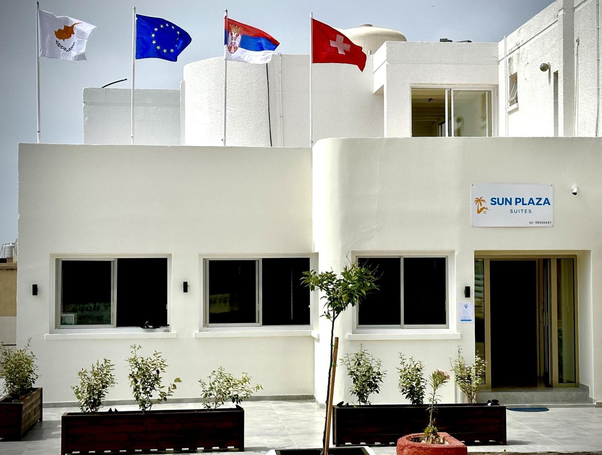 Sun Plaza Suites - Adults Only Ayia Napa Bagian luar foto